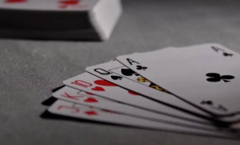 Online casino gambling Features