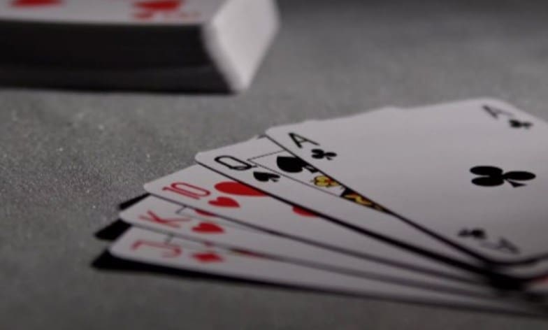 Online casino gambling Features